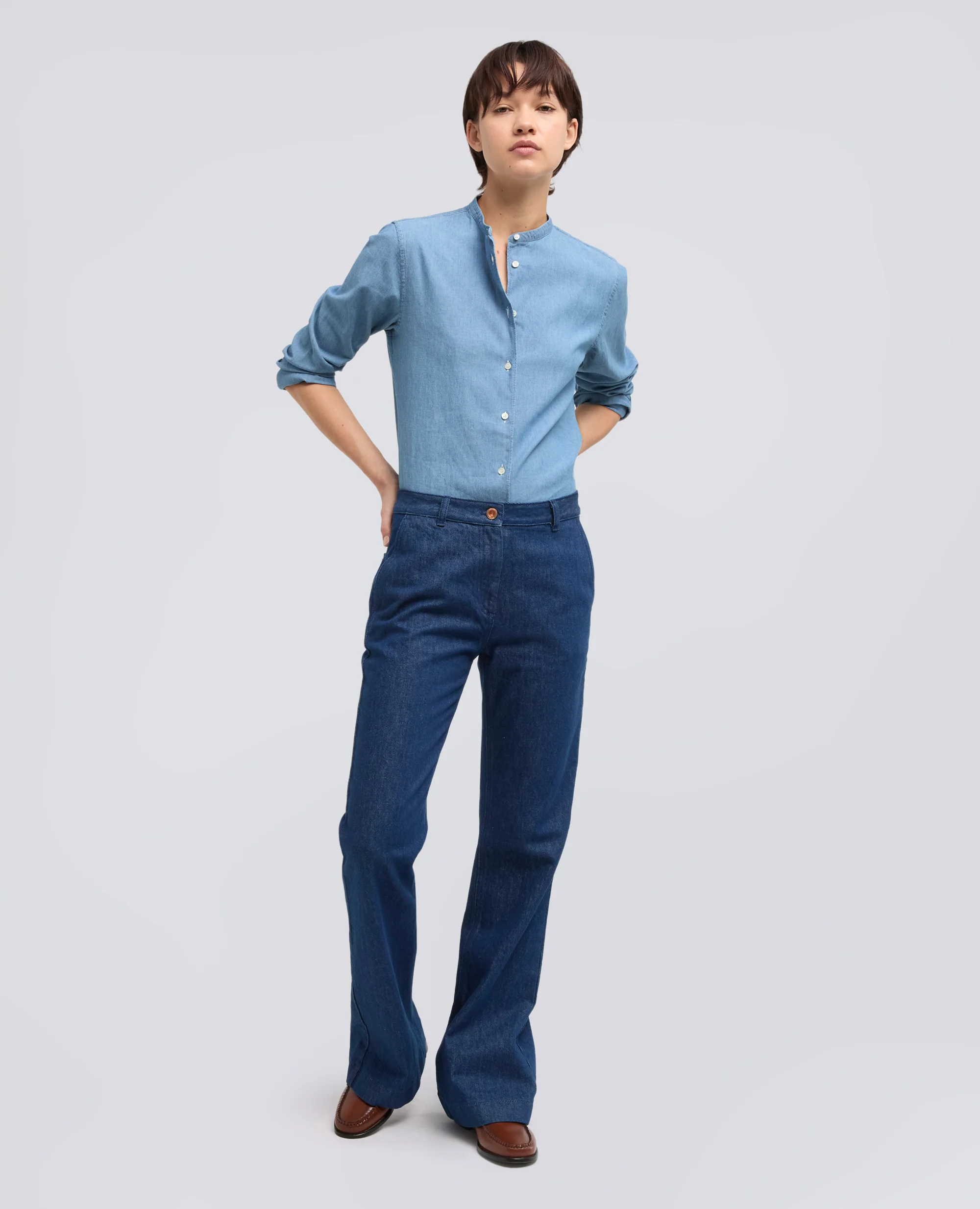 CAMICIA IN CHAMBRAY DI COTONE GIAPPONESE CON COLLO ALLA COREANA - DENIM CHIARO - Image 2