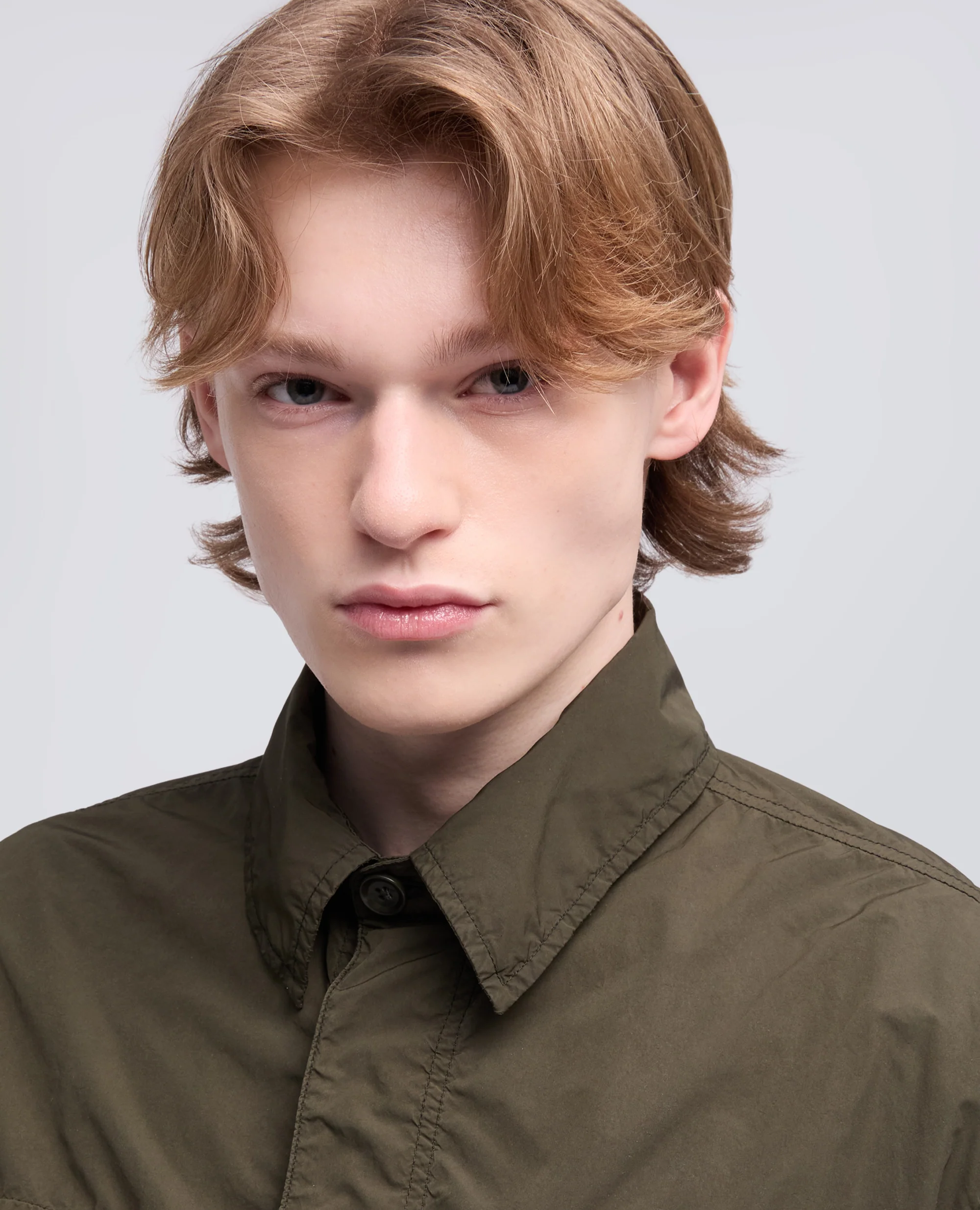 CAMICIA SFODERATA IN POLY-NYLON COMPATTO - MILITARE - Image 4