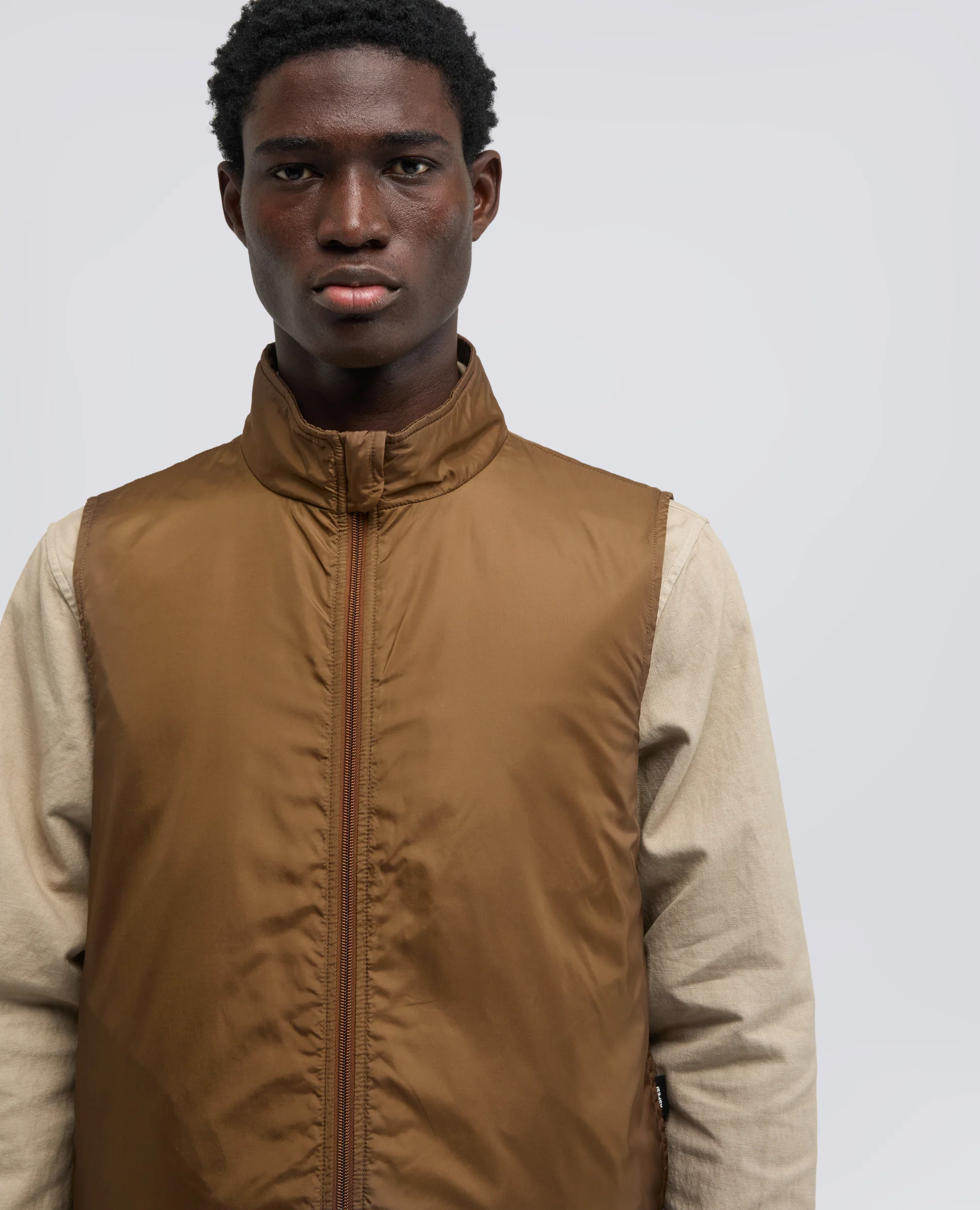GILET VERNES IN NYLON - BISCOTTO - Image 4