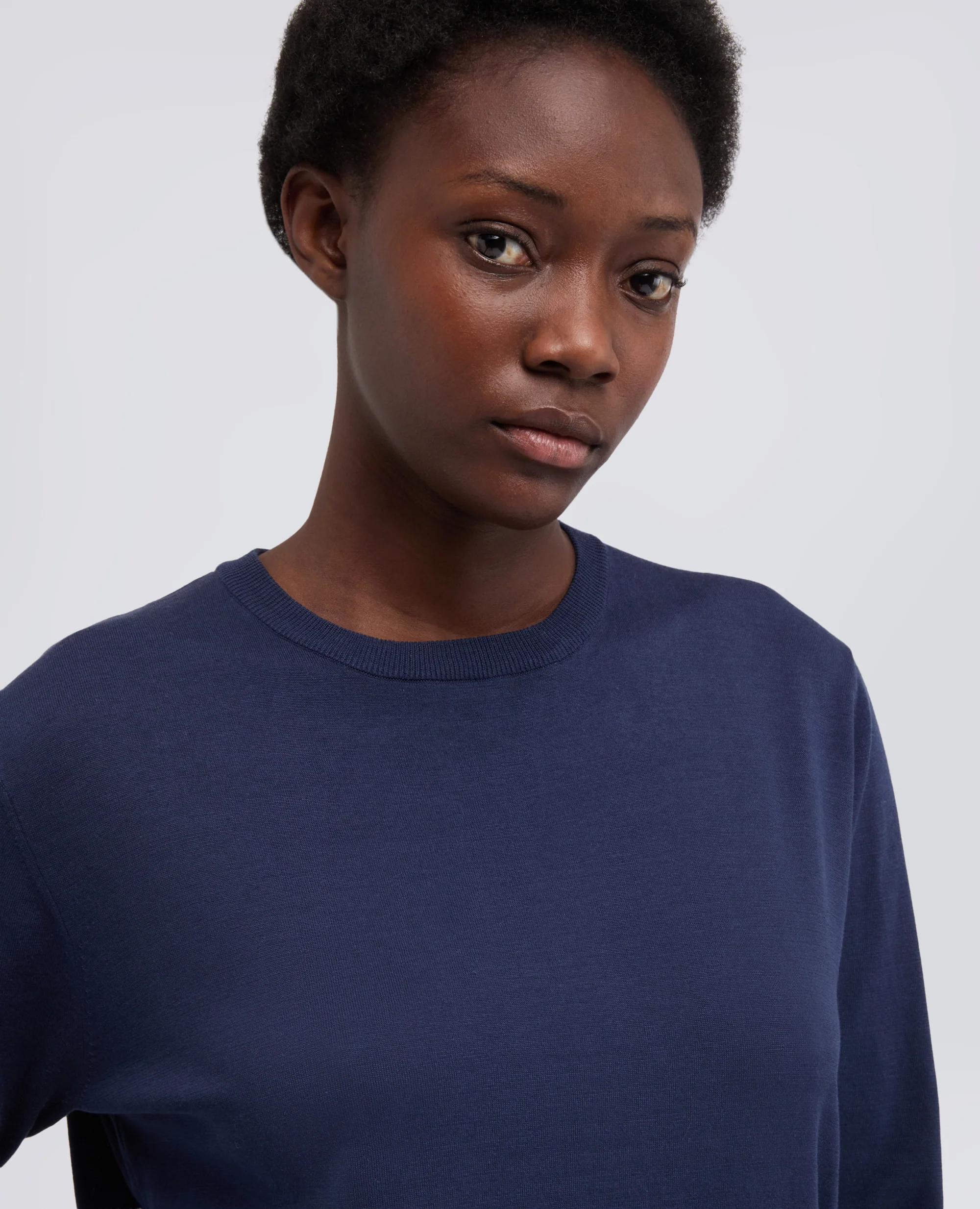 MAGLIA GIROCOLLO CON ROUCHES IN MISTO COTONE, SETA E LINO - NAVY - Image 4