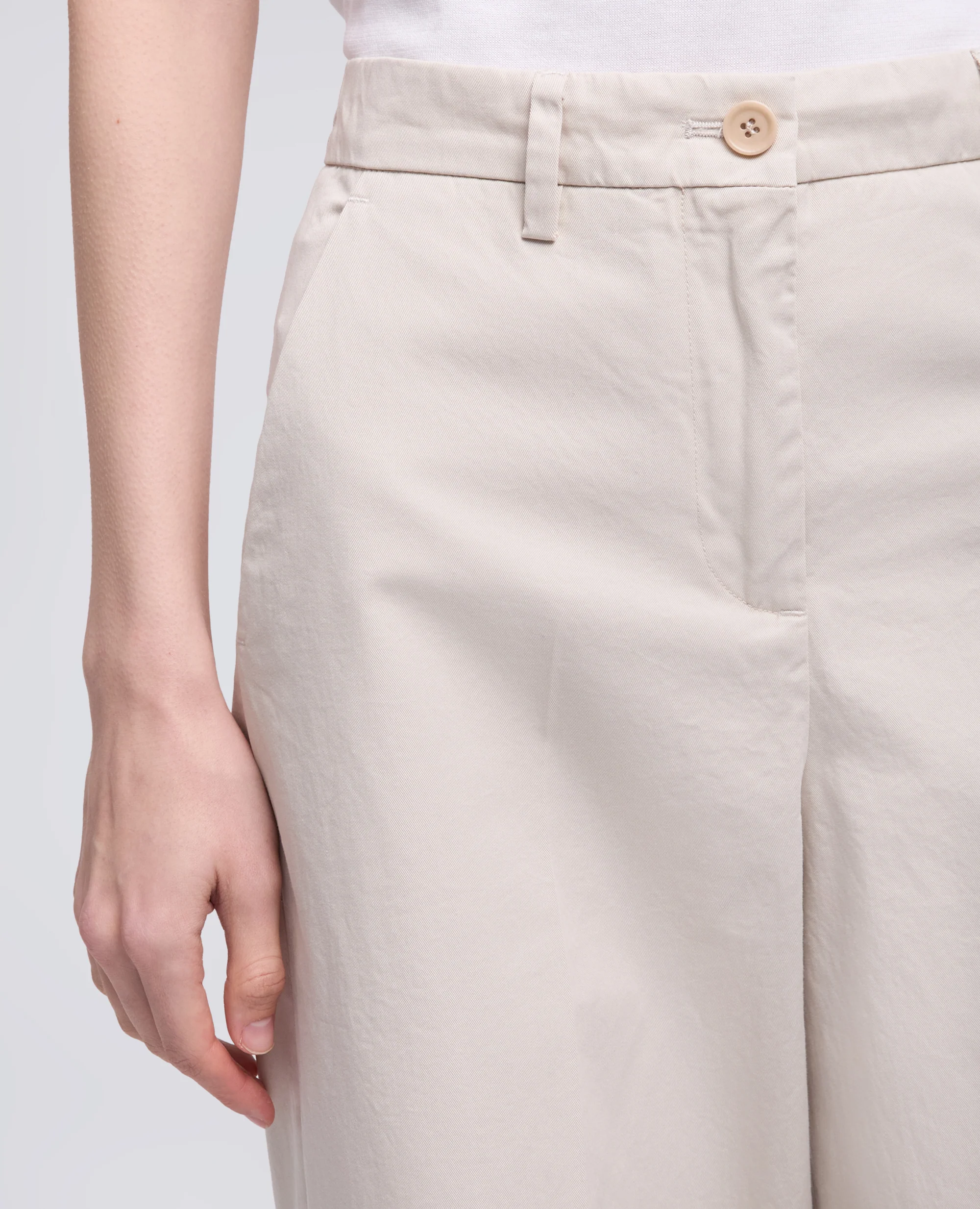 PANTALONE CLASSICO IN EXTRA FINE TWILL DI COTONE TINTO PEZZA - GESSO - Image 4